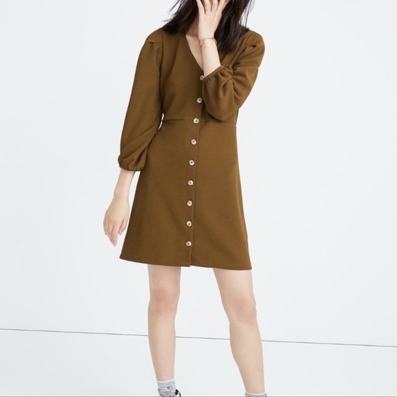 NWT MADEWELL Texture & Thread Crepe Button Down
Balloon Sleeve Dress in Olive - Picture 1 of 11
